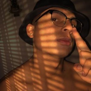 Meet your Posher, Zenyi